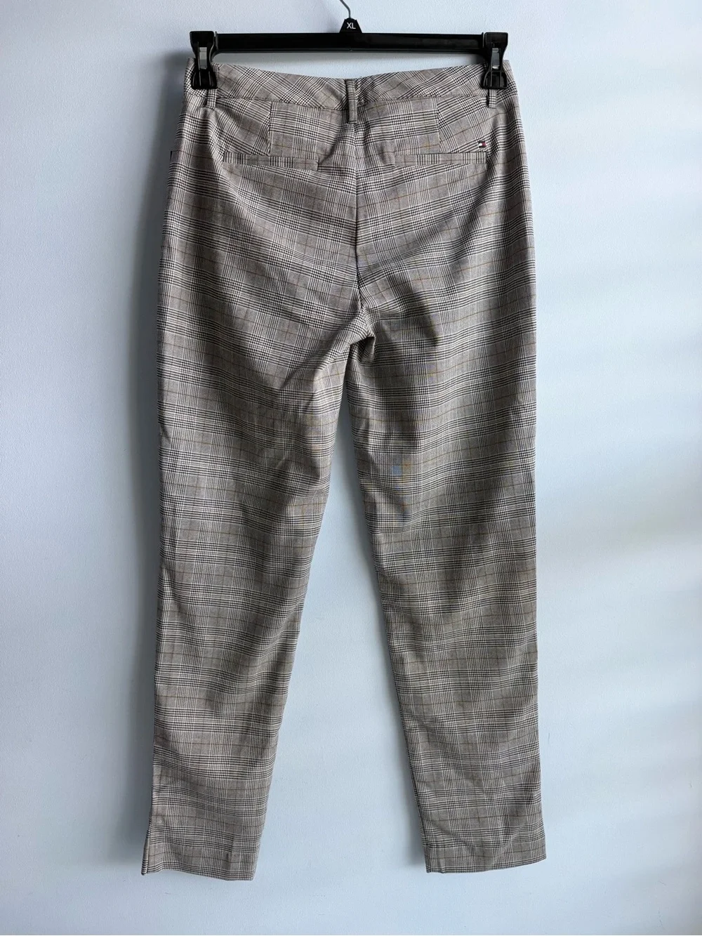Tommy Hilfiger Women's Gray Plaid Hampton Trouser Pants Size 12